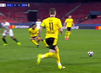 Goal: FC Sevilla 1 - 0 Borussia Dortmund 7' Suso
